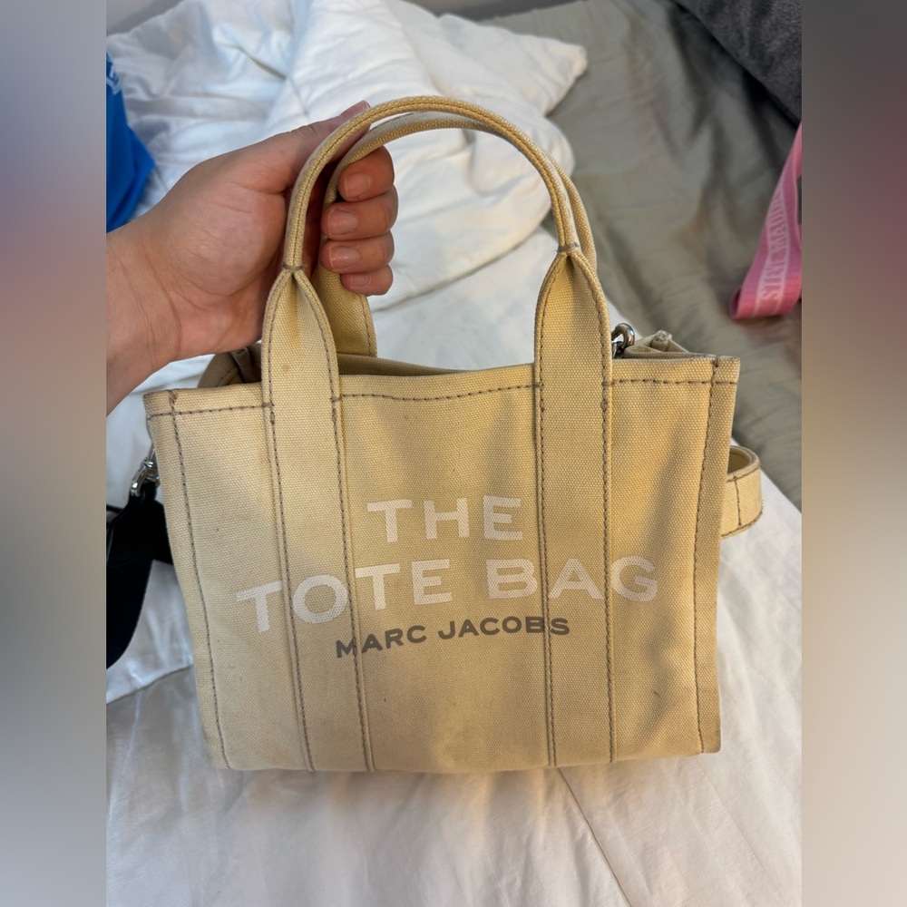 Marc Jacobs Cream Tote Bag